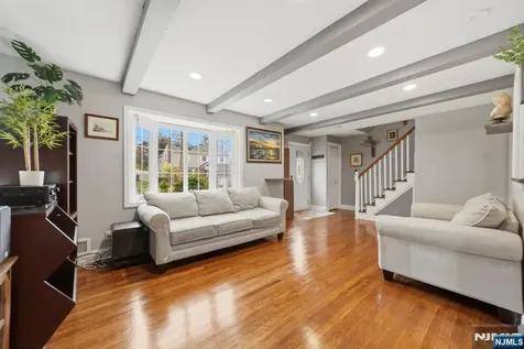 29 Fischer Avenue Nutley NJ 07110