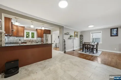 29 Fischer Avenue Nutley NJ 07110