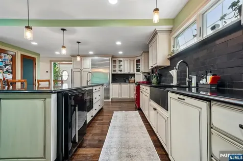 73 The Fairway Cedar Grove NJ 07009