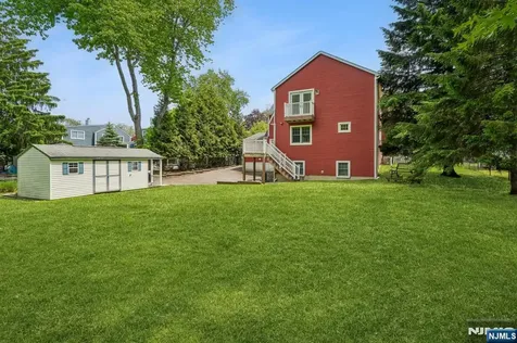 73 The Fairway Cedar Grove NJ 07009