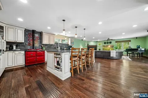 73 The Fairway Cedar Grove NJ 07009