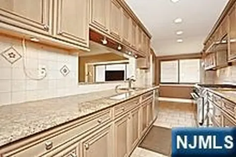 12 Danbury Court Twp Of Washington NJ 07676