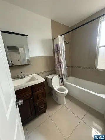 301 Burhans Avenue Haledon NJ 07508