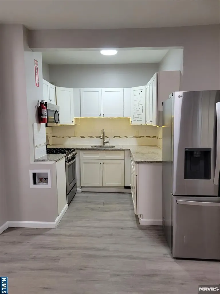 15 Somerset Garfield NJ 07026
