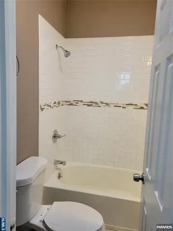 15 Somerset Garfield NJ 07026