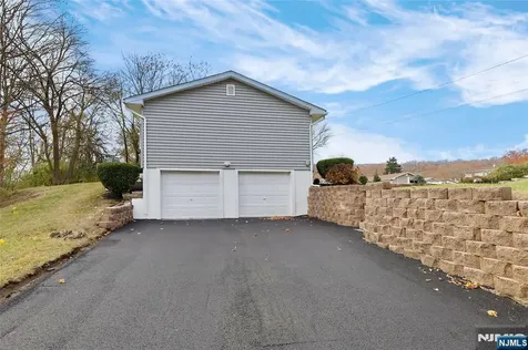 6 Van Buren Avenue Vernon NJ 07462