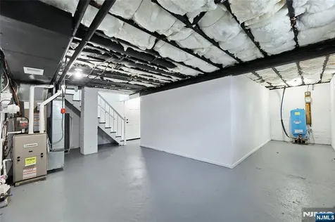 6 Van Buren Avenue Vernon NJ 07462