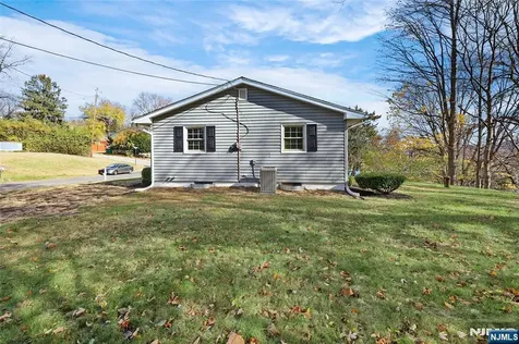 6 Van Buren Avenue Vernon NJ 07462