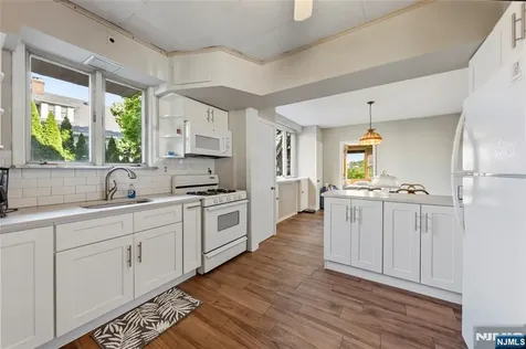 388 Highland Avenue Cliffside Park NJ 07010