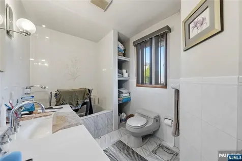 388 Highland Avenue Cliffside Park NJ 07010
