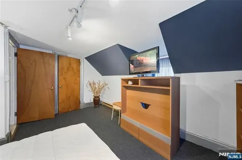 388 Highland Avenue Cliffside Park NJ 07010