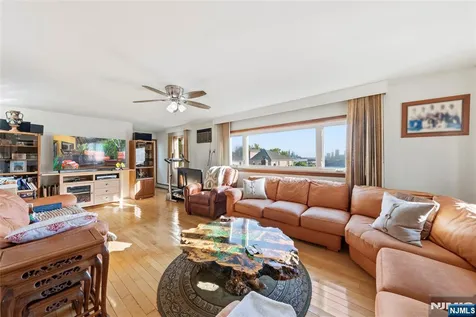 388 Highland Avenue Cliffside Park NJ 07010