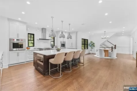 330 Hartshorn Drive Millburn NJ 07078