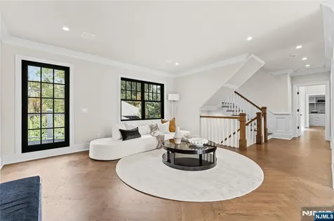 330 Hartshorn Drive Millburn NJ 07078