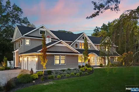 330 Hartshorn Drive Millburn NJ 07078