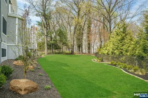 330 Hartshorn Drive Millburn NJ 07078