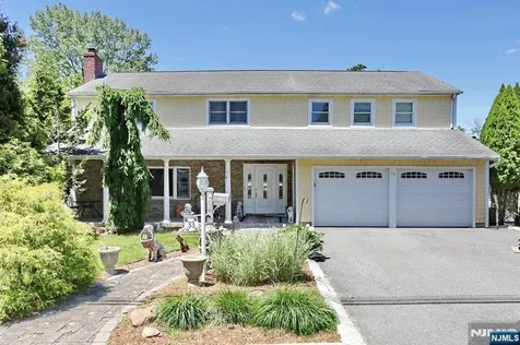 33 Randolph Street Park Ridge NJ 07656