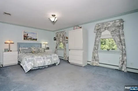33 Randolph Street Park Ridge NJ 07656