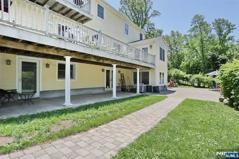 33 Randolph Street Park Ridge NJ 07656