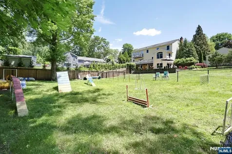 33 Randolph Street Park Ridge NJ 07656