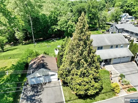 33 Randolph Street Park Ridge NJ 07656