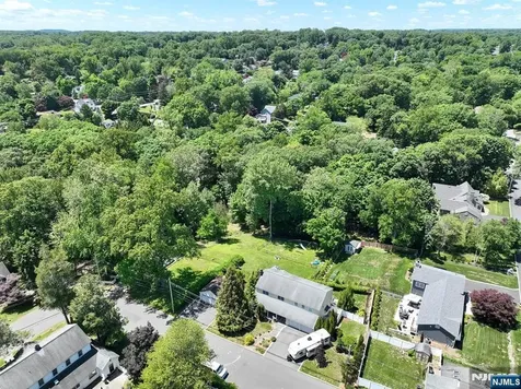 33 Randolph Street Park Ridge NJ 07656