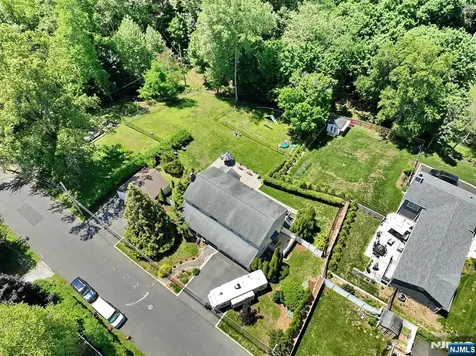 33 Randolph Street Park Ridge NJ 07656