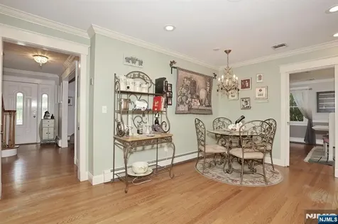 33 Randolph Street Park Ridge NJ 07656