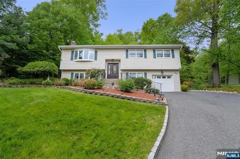 630 Van Emburgh Avenue Twp Of Washington NJ 07676