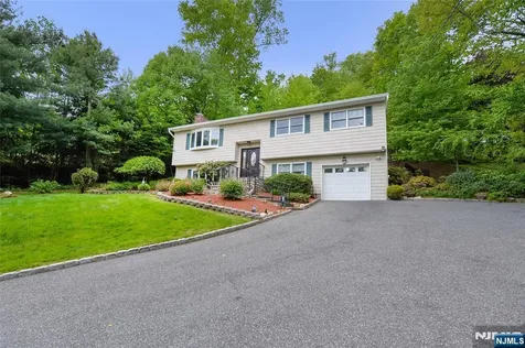 630 Van Emburgh Avenue Twp Of Washington NJ 07676