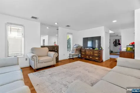 266 Garibaldi Avenue Lodi NJ 07644