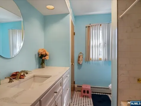 81 Hastings Avenue Nutley NJ 07110