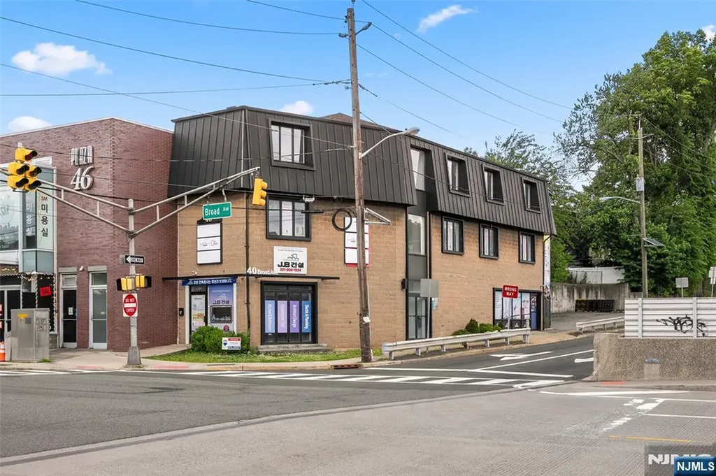 40 Broad Avenue Palisades Park NJ 07650