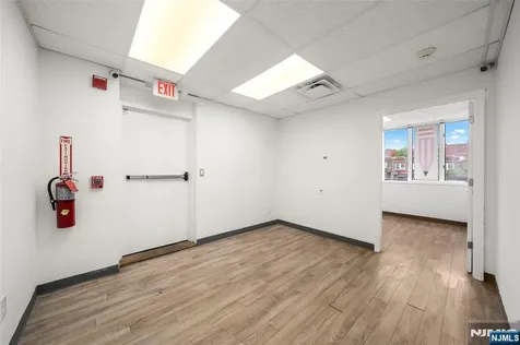 40 Broad Avenue Palisades Park NJ 07650