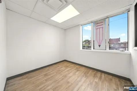 40 Broad Avenue Palisades Park NJ 07650