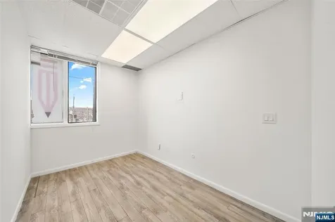 40 Broad Avenue Palisades Park NJ 07650