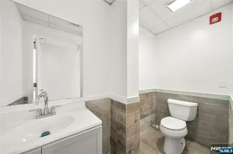 40 Broad Avenue Palisades Park NJ 07650