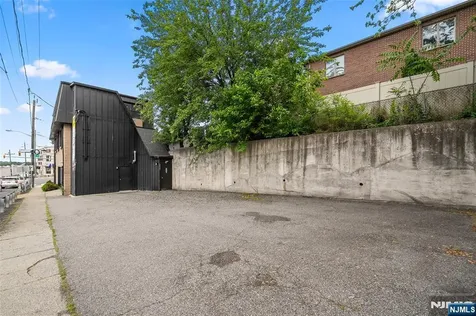 40 Broad Avenue Palisades Park NJ 07650