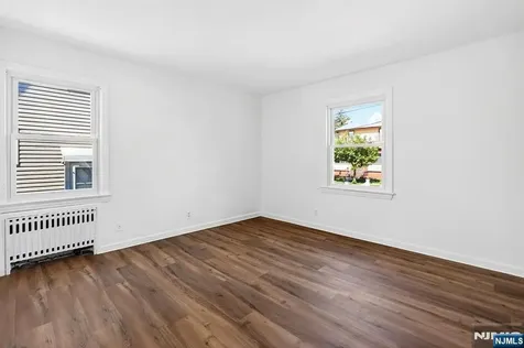 292 Louis Street Hackensack NJ 07601