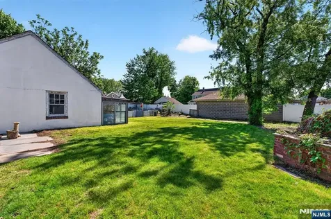 292 Louis Street Hackensack NJ 07601