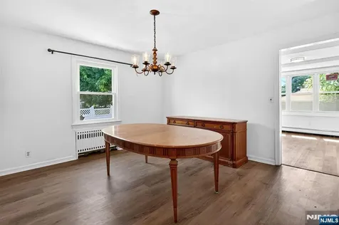 292 Louis Street Hackensack NJ 07601