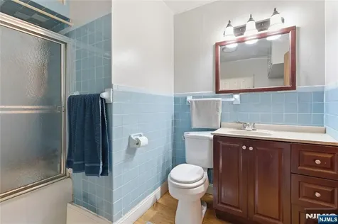 144-146 Pearsall Jersey City NJ 07305