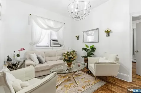 144-146 Pearsall Jersey City NJ 07305