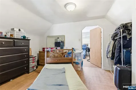 144-146 Pearsall Jersey City NJ 07305
