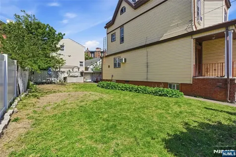 144-146 Pearsall Jersey City NJ 07305
