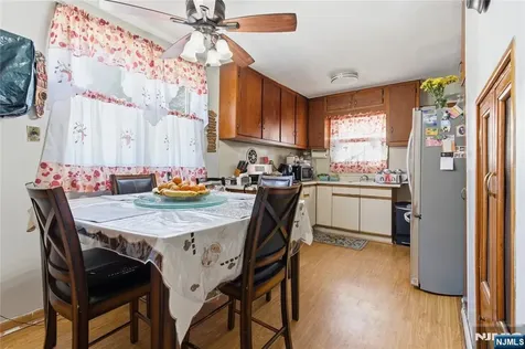 144-146 Pearsall Jersey City NJ 07305