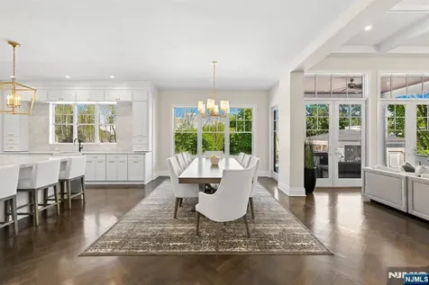 396 Knollwood Road Ridgewood NJ 07450