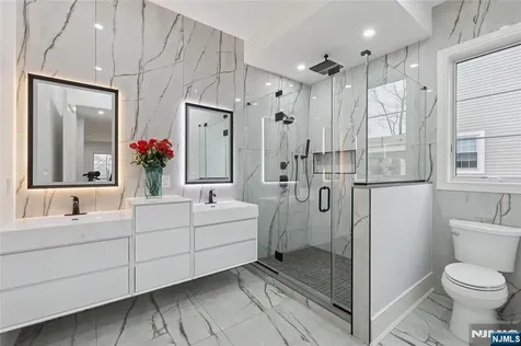 311 Farview Avenue Paramus NJ 07652