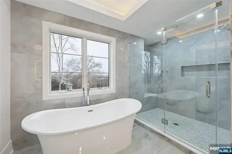 311 Farview Avenue Paramus NJ 07652