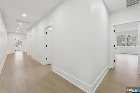 311 Farview Avenue Paramus NJ 07652